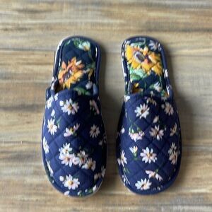 Vera Bradley slippers